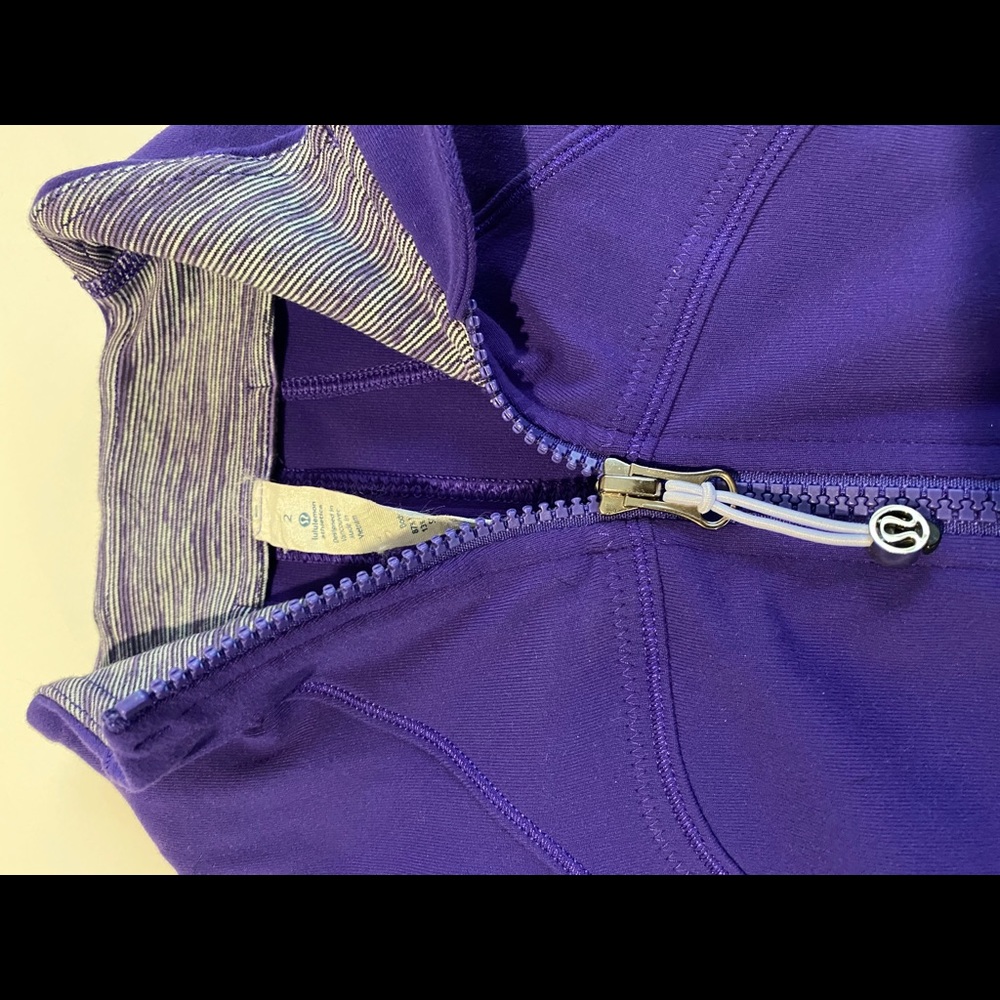 Lululemon Jacket - Picture 2 of 3